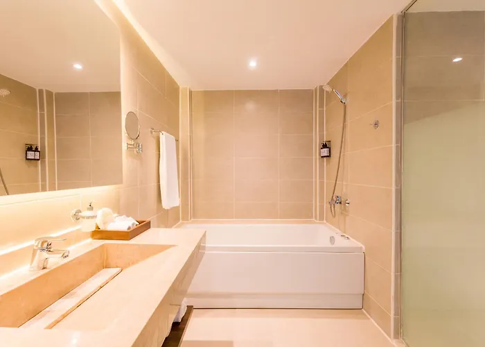 Otel Ananea - Adults Only